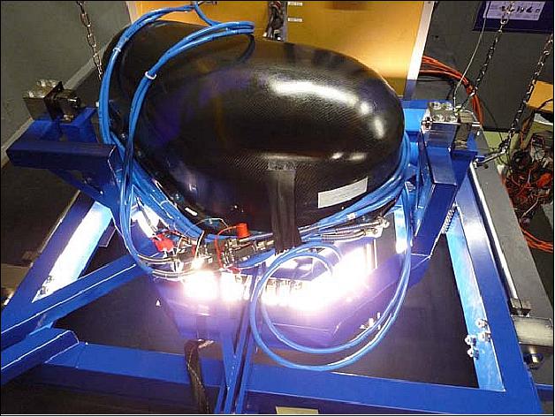 Figure 18: APEX OMU installation on the integrating sphere CHB at DLR for relative radiometric calibration (image credit: APEX consortium)