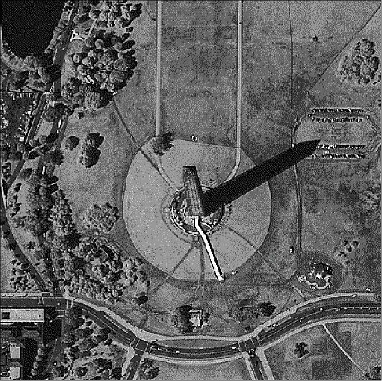 Figure 18: First Ikonos image of Washington D. C. with the Washington Monument (image credit: Space Imaging Inc.)
