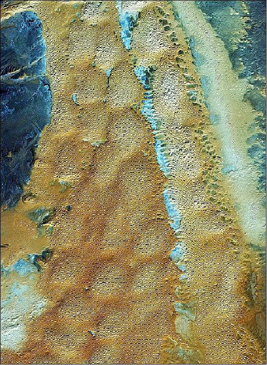 Figure 15: This image of Ikonos-2, acquired on April 27, 2008, shows the sandy and rocky terrain of the Sahara desert in western Algeria (image credit: ESA) 26)