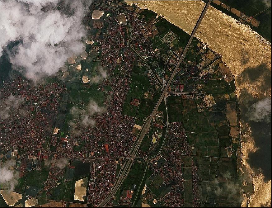Figure 10: Image of Hanoi's Red River, Vietnam at a resolution of 2.5 m observed just 48 hours after launch on May 9, 2013 (image credit: Astrium)