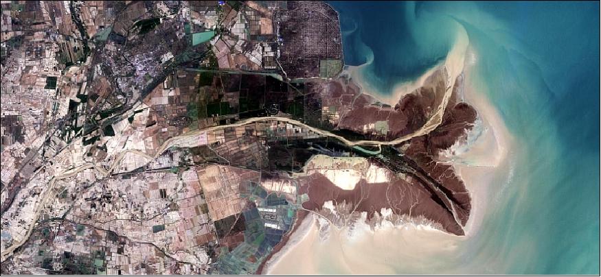 Figure 10: On May 21, 2013, the WFI instrument of Gaofen-1 acquired this 16 m MS image of the Yellow River delta region in China (image credit: CNSA)