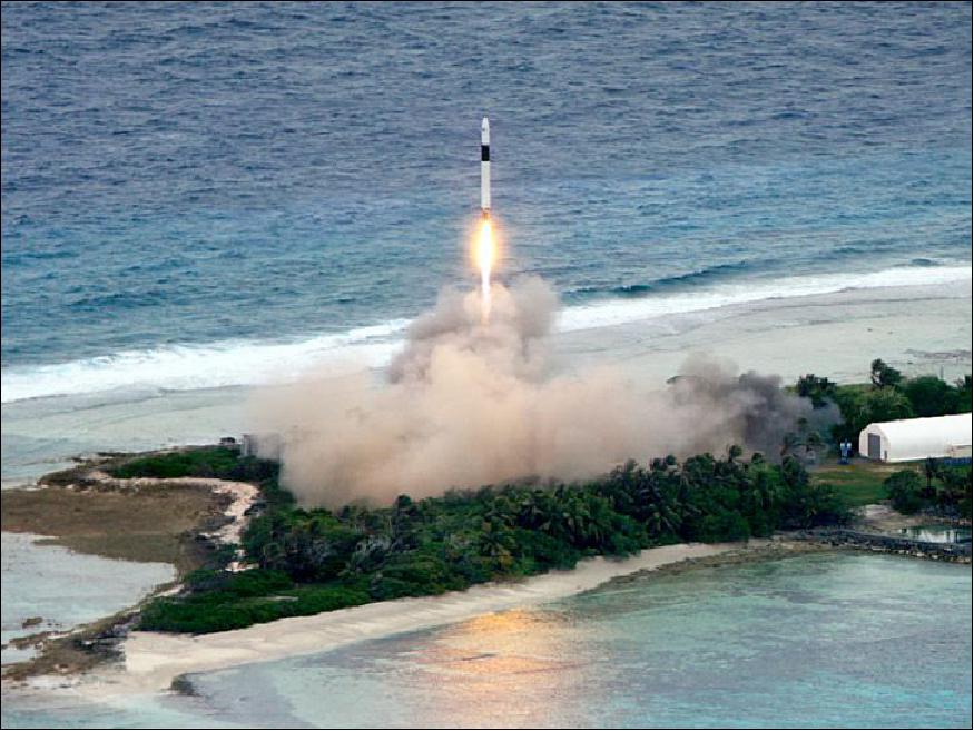 Figure 8: Photo of the RazakSat launch from Omelek Island on Kwajalein Atoll (image credit: Lincoln Laboratory Journal) 13)