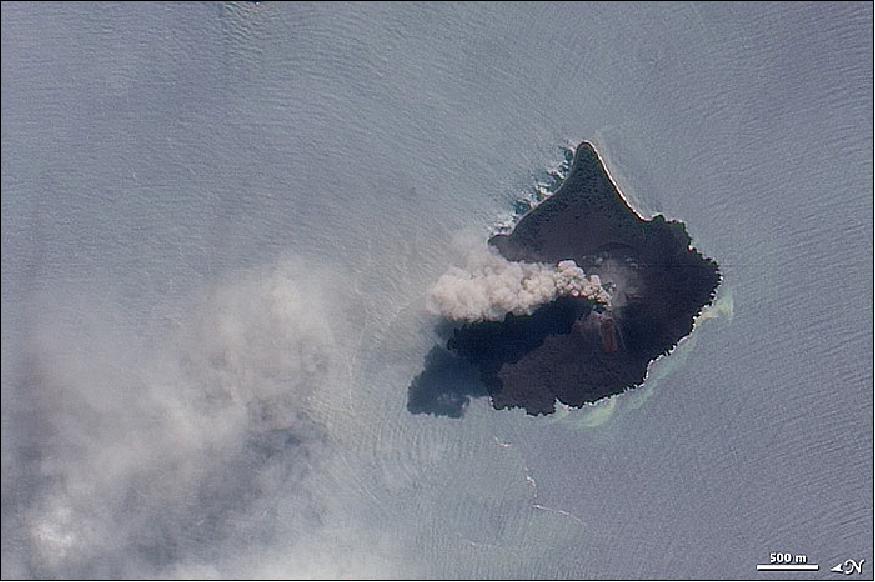 Figure 58: The ALI instrument on the EO-1 satellite captured a volcanic plume from Krakatau on November 17, 2010 (image credit: NASA)