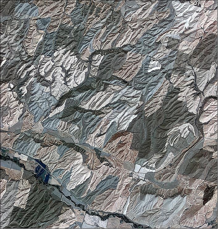 Figure 22: Rolling hills of farmland in the northwest United States are pictured in this image from the Kompsat-2 satellite, observed in Sept. 2012 (image credit: KARI, ESA)