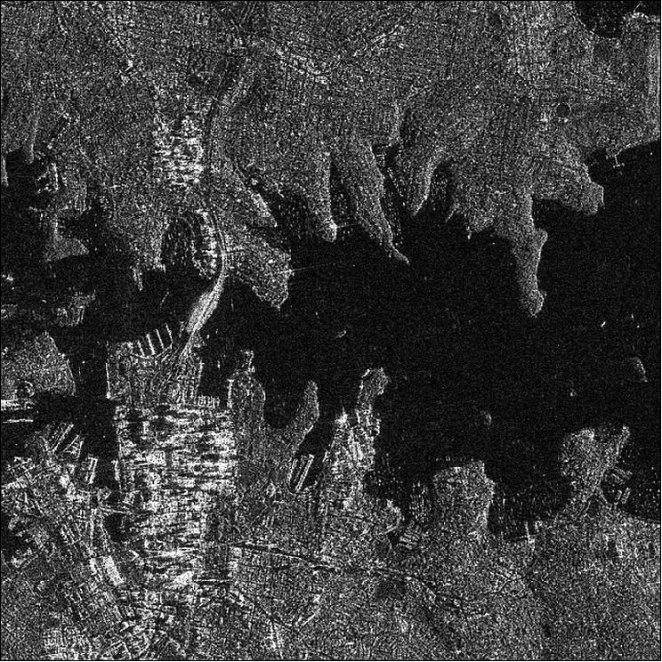 Figure 11: Sample SAR image of KOMPSAT/Arirang-5 of Sydney, Australia with its harbor entrance in standard mode observed in 2013 (image credit: SI, KARI)