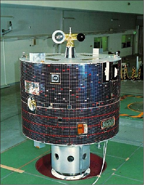 Figure 2: The GEOTAIL spacecraft (image credit: ISAS/JAXA)