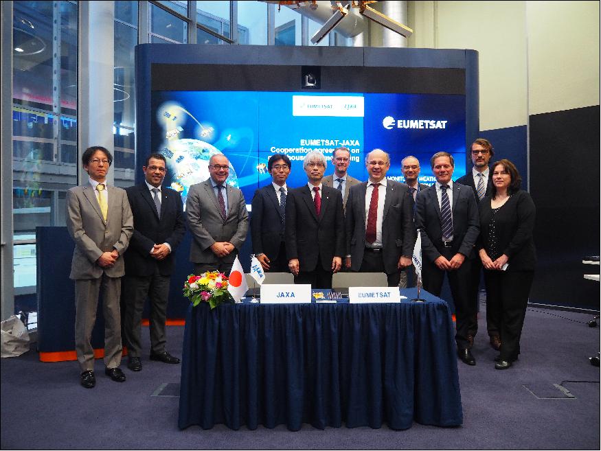 Figure 11: Under the agreement signed today, GOSAT and GOSAT-2 measurements will be calibrated against measurements taken by the Infrared Atmospheric Sounding Interferometer (IASI) on EUMETSAT's three Metop satellites (image credit: EUMETSAT)