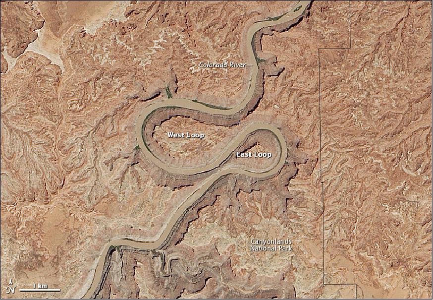 Figure 110: The double oxbow loop of the Colorado river in Canyonlands National Park acquired by OLI of Landsat-8 on May 13, 2014 (image credit: USGS, NASA)
