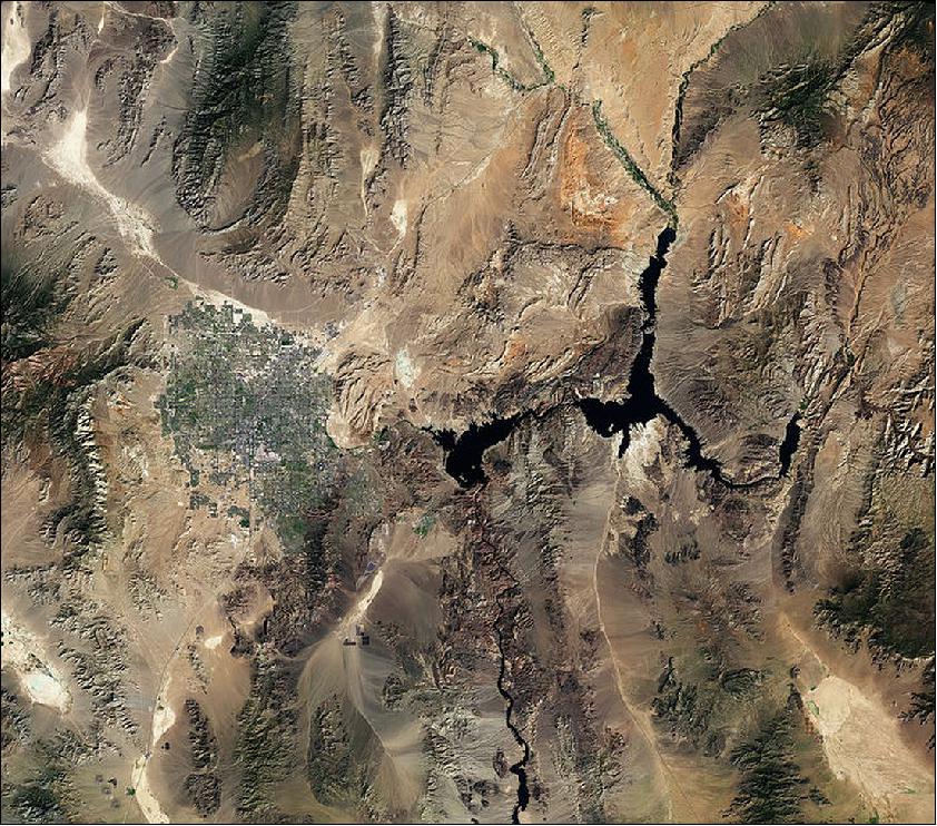 Figure 94: Image of Las Vegas and Lake Mead acquired with OLI of Landsat-8 on Sept. 23, 2014 (image credit: USGS, ESA)