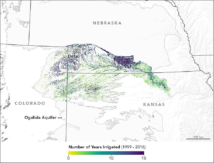 Figure 34: Using Landsat-5, -7 and -8 data to track patterns in irrigation may help water managers sketch out a more sustainable future for the Ogallala Aquifer in the central United States. This map shows irrigation frequency in the basin between 1999 and 2016. Areas watered nearly every year are purple; those watered only rarely are yellow. The extent of the Ogallala Aquifer is shown with gray (image credit: NASA Earth Observatory, maps by Lauren Dauphin, using data from Deines, Jillian, et al. (2017), story by Adam Voiland)