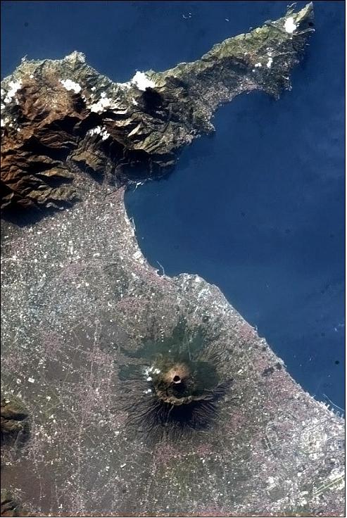 Figure 83: Photo of Mount Vesuvius acquired by astronaut Chris Hadfield from the cupola of the ISS on January 1, 2013 (image credit: NASA/JSC)