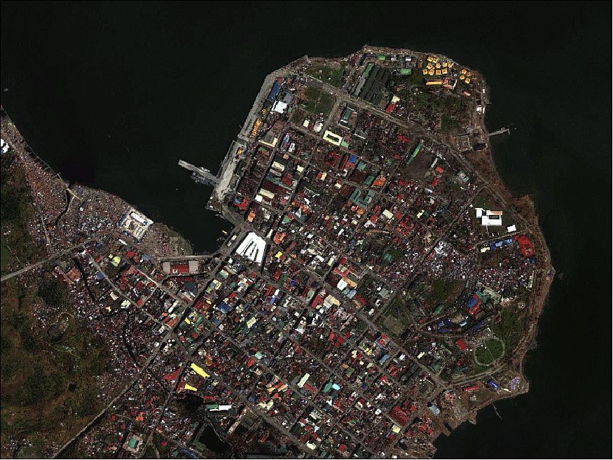 Figure 12: WorldView-2 image of Tacloban City observed on Nov. 13, 2013 (image credit: CRISP, DigitalGlobe)