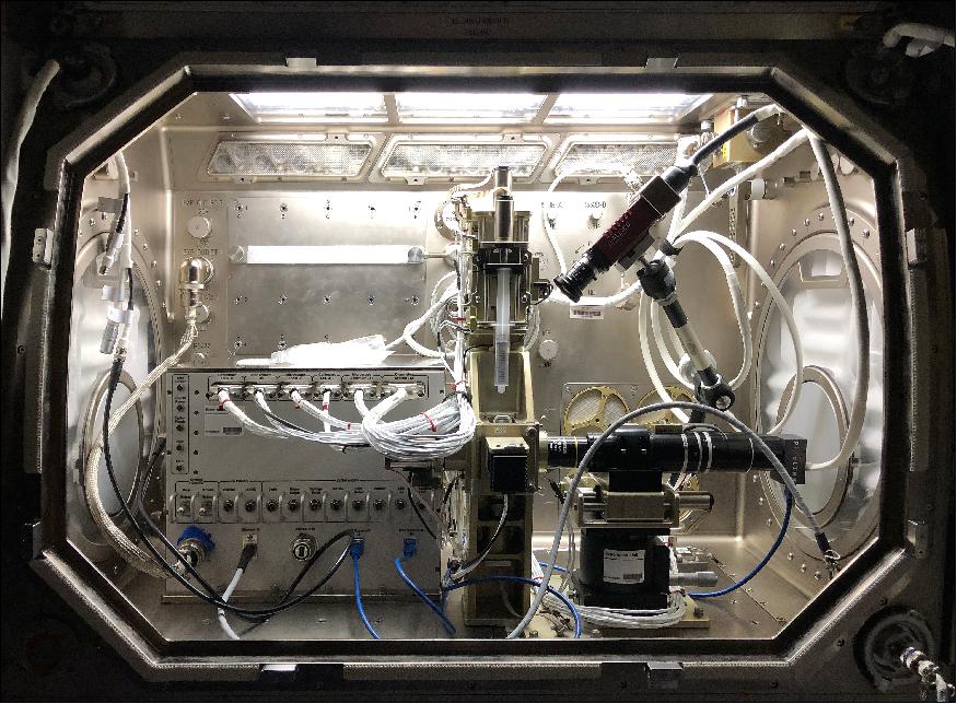 Figure 3: The Ring-Sheared Drop experiment hardware, installed inside the Microgravity Science Glovebox, will help investigators understand protein aggregation associated with devastating neurodegenerative diseases such as Alzheimer's and Parkinson's (image credit: NASA/Kevin Depew)