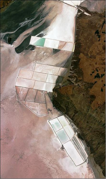 Figure 16: Tuz Gölü (Salt Lake) CAL/VAL site, Göktürk-2 image, acquired in December 2016, Turkey (image credit: TUBITAK-UZAY)