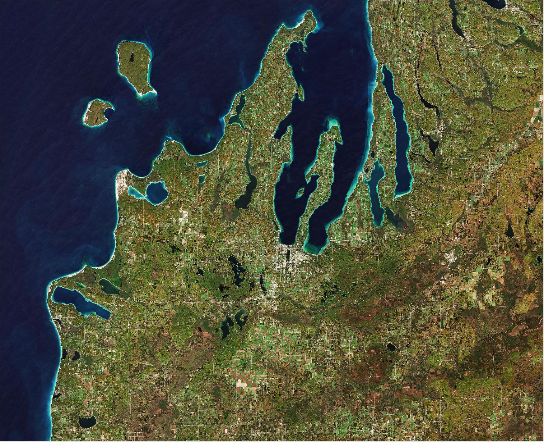 Figure 9: This image of Sentinel-2, which was captured on 18 October 2018, is also featured on the Earth from Space video program (image credit: ESA, the image contains modified Copernicus Sentinel data (2018), processed by ESA, CC BY-SA 3.0 IGO)