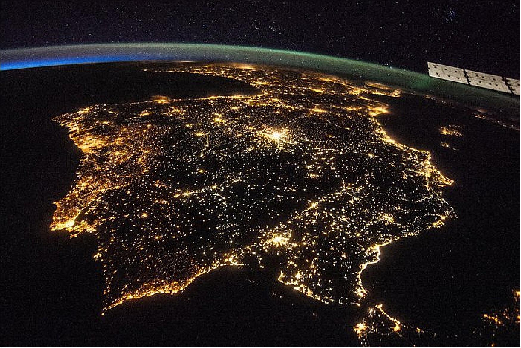 Figure 37: The Iberian Peninsula at night, showing Spain and Portugal. Madrid is the bright spot just above the center (image credit: NASA)