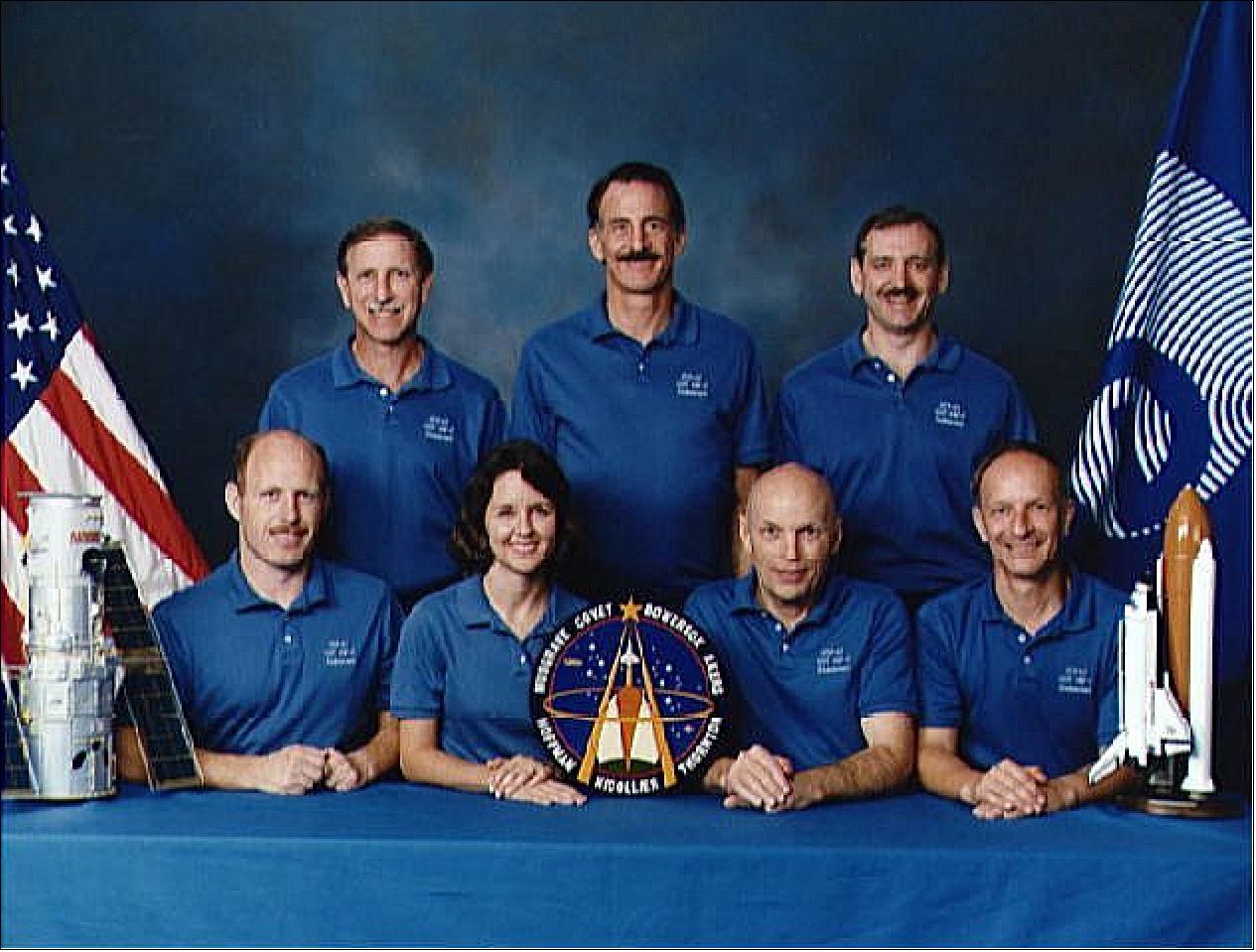 Figure 53: STS-61 Crew photo with Commander Richard O. Covey, Pilot Kenneth D. Bowersox, Payload Commander F. Story Musgrave and Mission Specialists Kathryn C. Thornton, Claude Nicollier, Jeffrey A. Hoffman and Tom Akers (image credit: NASA)