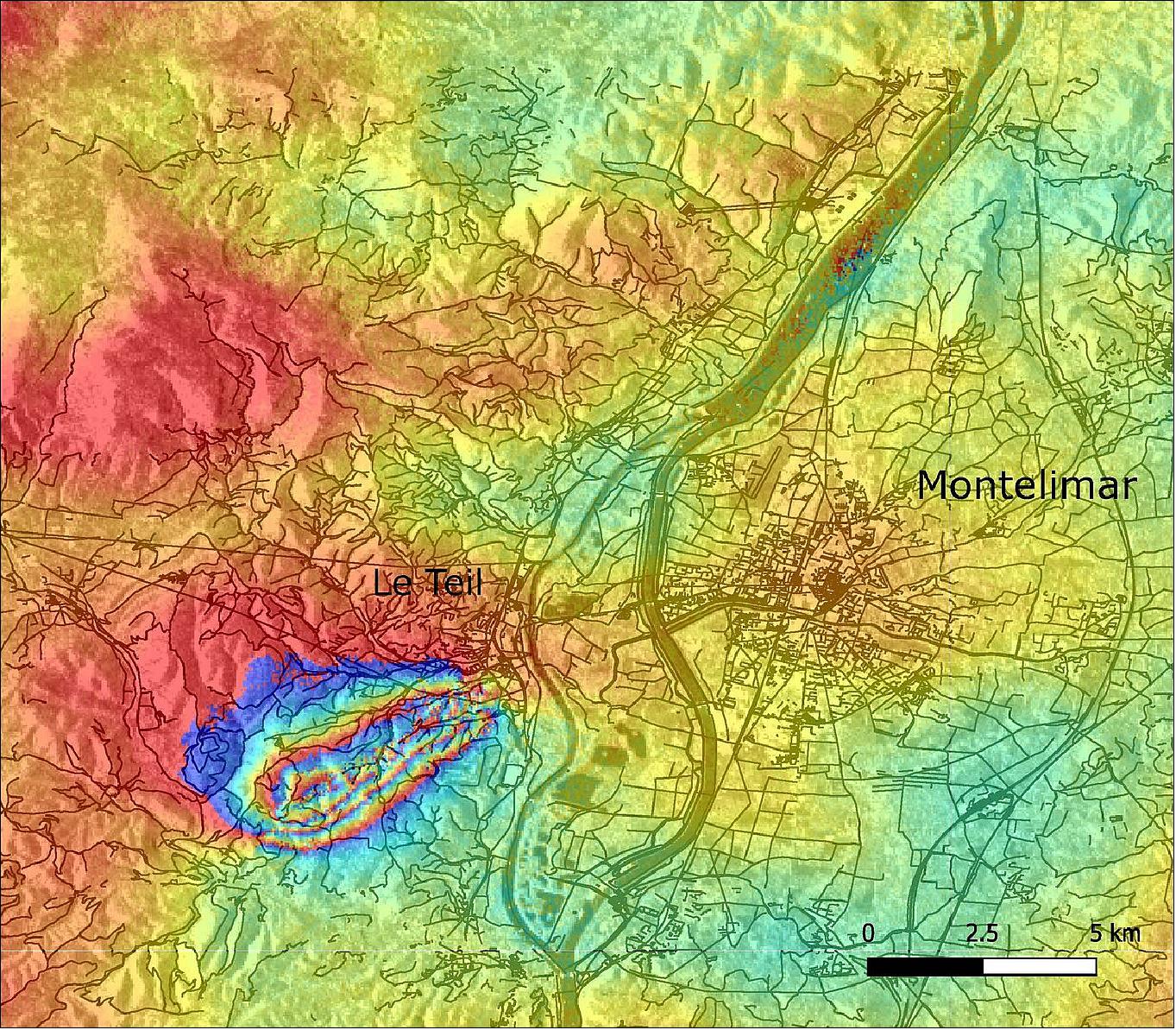 Figure 3: On 11 November 2019, the southeast of France was hit by a magnitude 5 earthquake with tremors felt between Lyon and Montélimar. The interferogram here shows a series of fringes in the area west of the city of Le Teil and has allowed scientists to identify the fault at the origin of the earthquake. The fringes are characteristic of ground motion. This product is derived from the Copernicus Sentinel-1 mission using the acquisitions of 6 and 12 November 2019. The interferogram was generated on GEP with the Diapsaon processing chain from CNES/TRE Altamira (image credit: ESA, the image contains modified Copernicus Sentinel data (2019), processed by ESA)