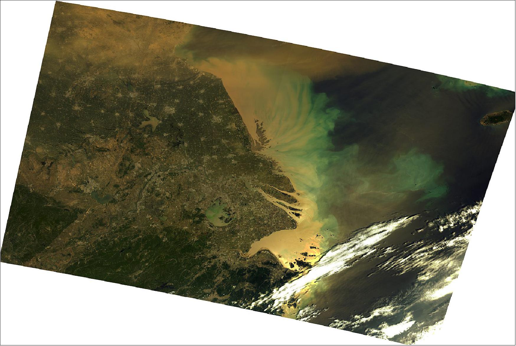 Figure 5: Image of CZI onboard HY-1C satellite covered the land of the eastern of China and the coastal zone and sea water of the East China Sea, acquired at 02:51 UTC on May 12, 2020, (image credit: NSOAS)