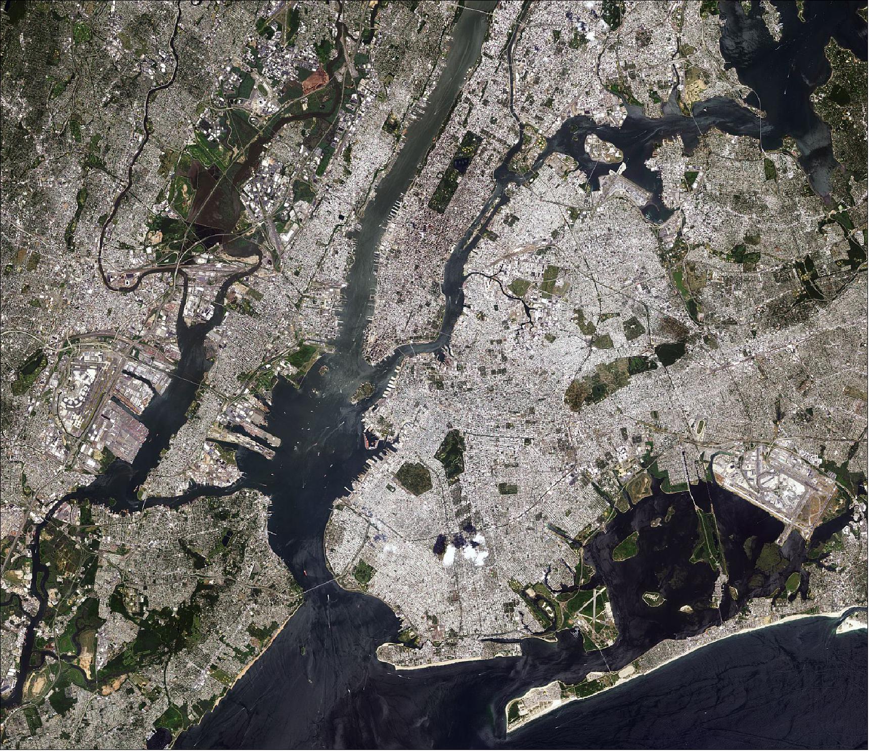 Figure 9: ALOS image of New York City, acquired on June 18, 2010 (image credit: JAXA, ESA)