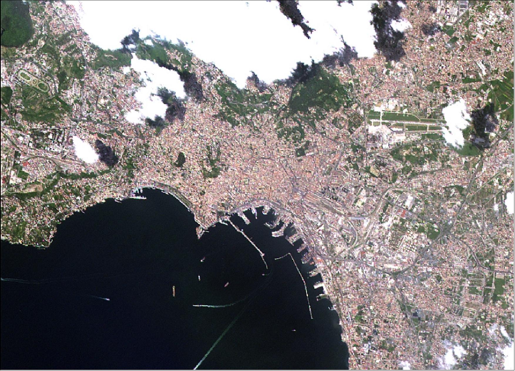 Figure 34: AVNIR-2 image of the Gulf of Naples, Italy, acquired on 28 April 2006 (image credit: ESA)