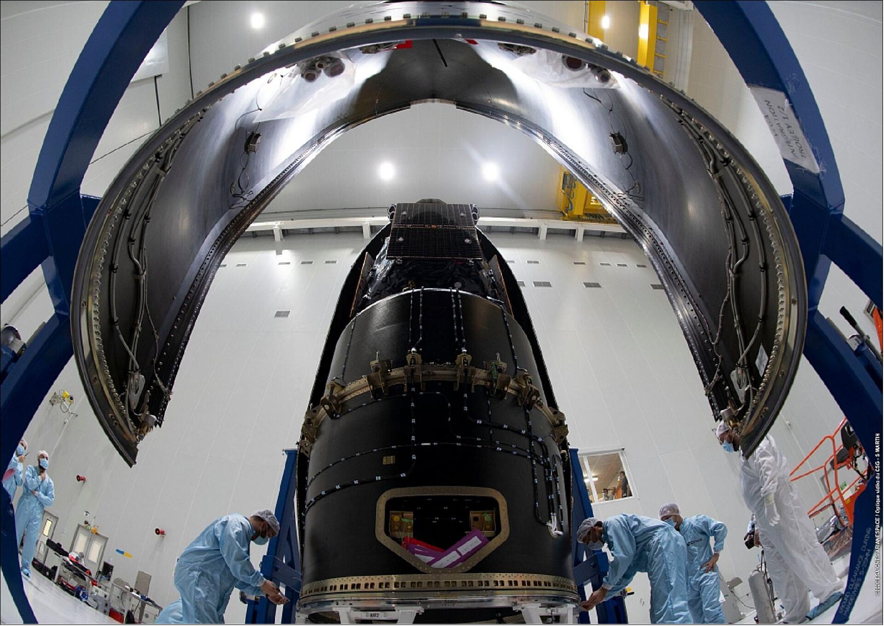 Figure 8: The fairing is being closed on the Spanish high-resolution land imaging satellite, known as SEOSAT-Ingenio, in the S5 Payload Processing Facility of Europe's Spaceport in Kourou, French Guiana on 5 November 2020 (image credit: ESA/CNES/Arianespace/Optique Video du CSG - S. Martin)