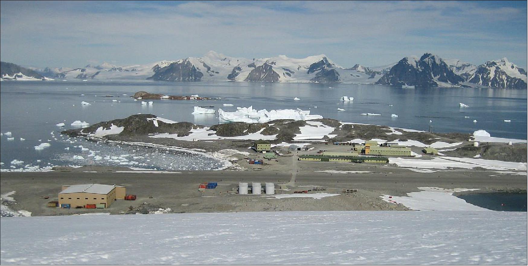 Figure 38: Top: BAS main base Rothera, one of only 3 hard-rock runways in Antarctica. Hanger at lower left (image credit: BAS)