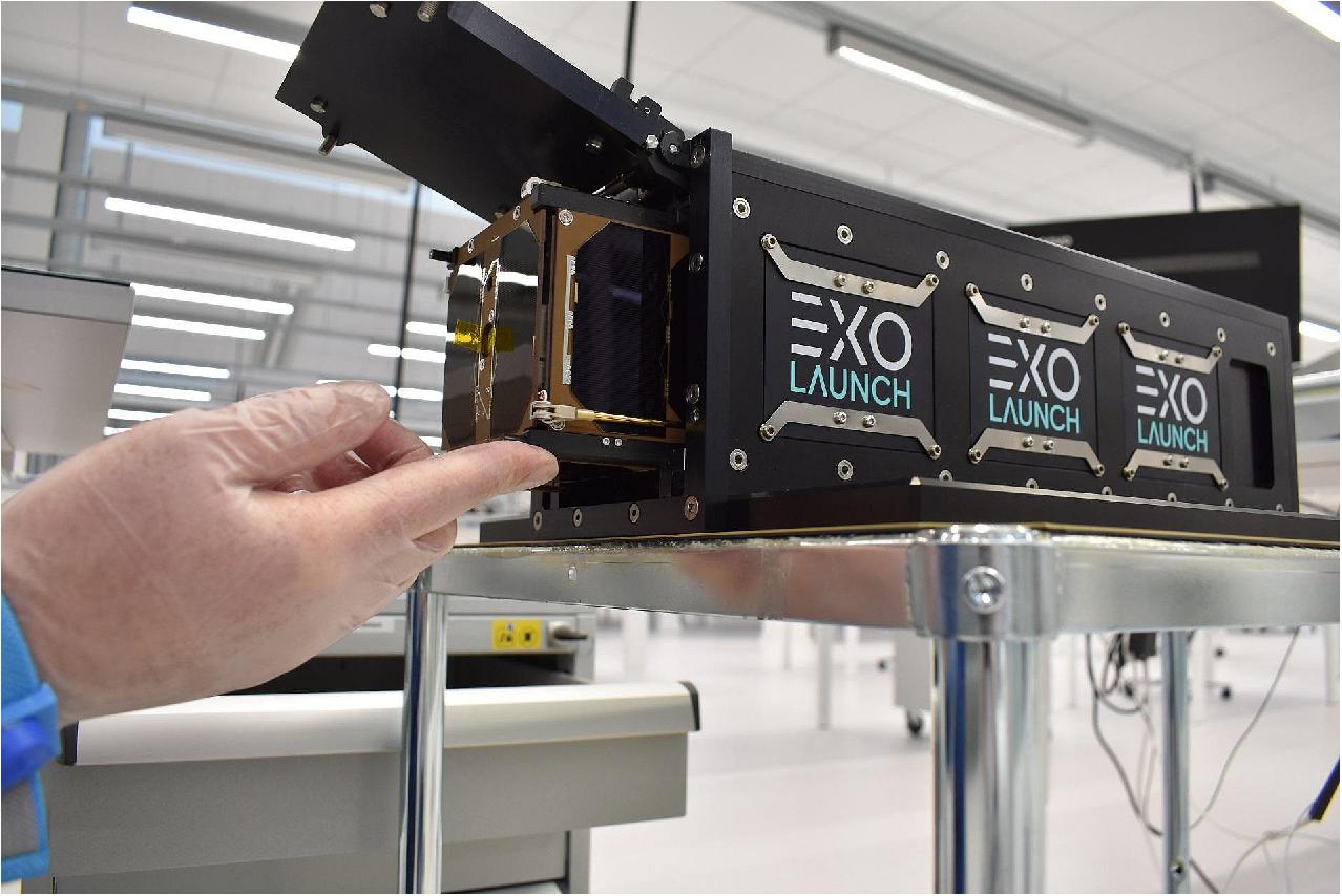 Figure 6: Integration and loading of the PIXL-1 CubeSat into the Exolaunch deployer (image credit: Exolaunch, DLR)