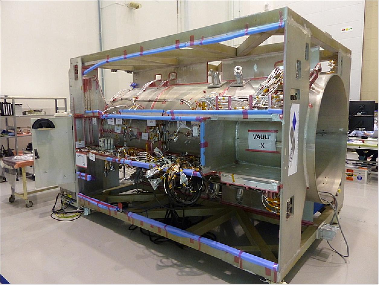 The engineering model of ESA's JUICE at the facilities of prime contractor Airbus Defence and Space in Toulouse, France. The central cylinder of the spacecraft is well visible in this view, along with the electrical harness (image credit: Airbus DS)