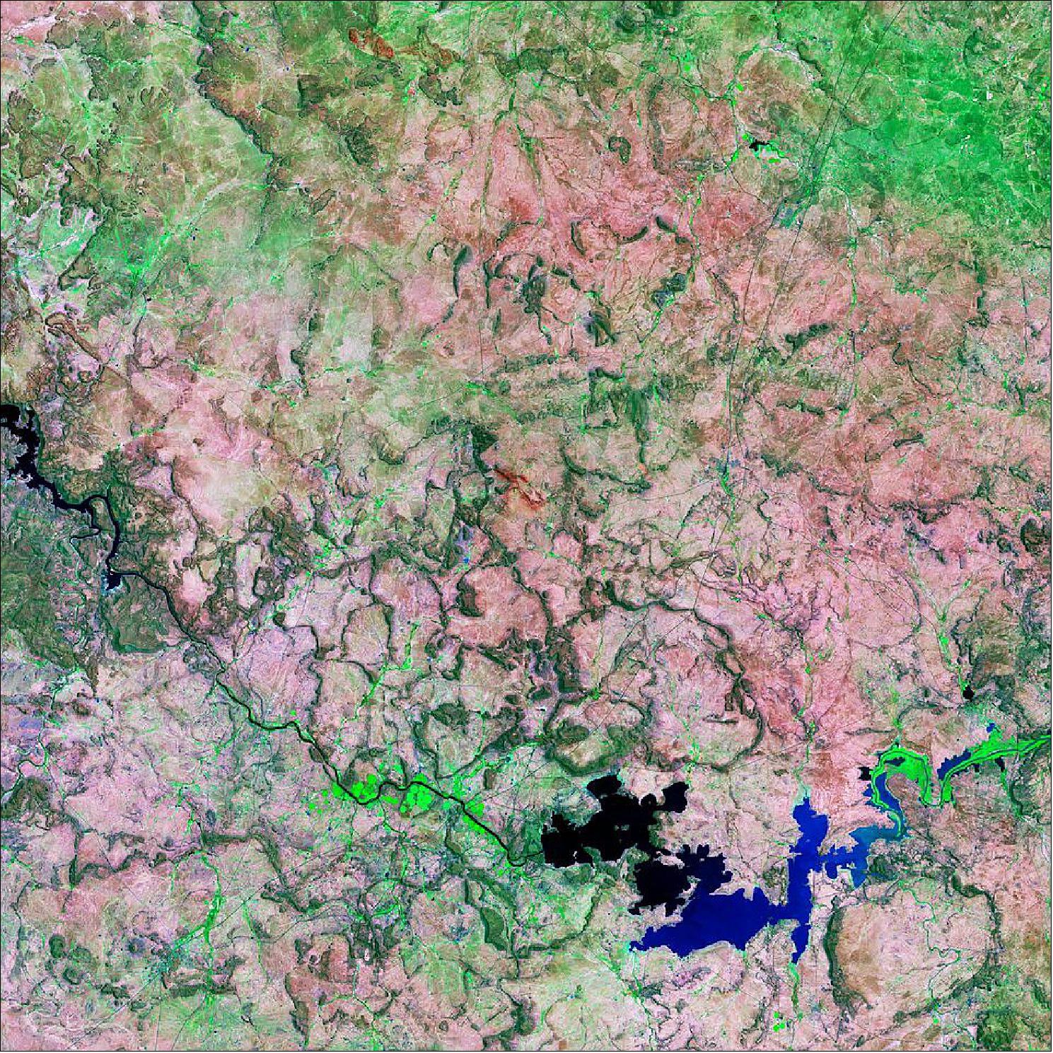 Figure 63: The Gariep Dam, visible in the bottom right of the image, lies along the Orange River, bordering the Free State and Eastern Cape provinces. The dam’s primary purpose is for irrigation, domestic and industrial use as well as power generation. The wall of the Gariep Dam, which is around 88 m high and 900 m long, holds back the Gariep Reservoir and, when full, the reservoir covers an area of around 360 km2. Sentinel-2 captured this image 30 January 2020, it is also featured on the Earth from Space video program (image credit: ESA)