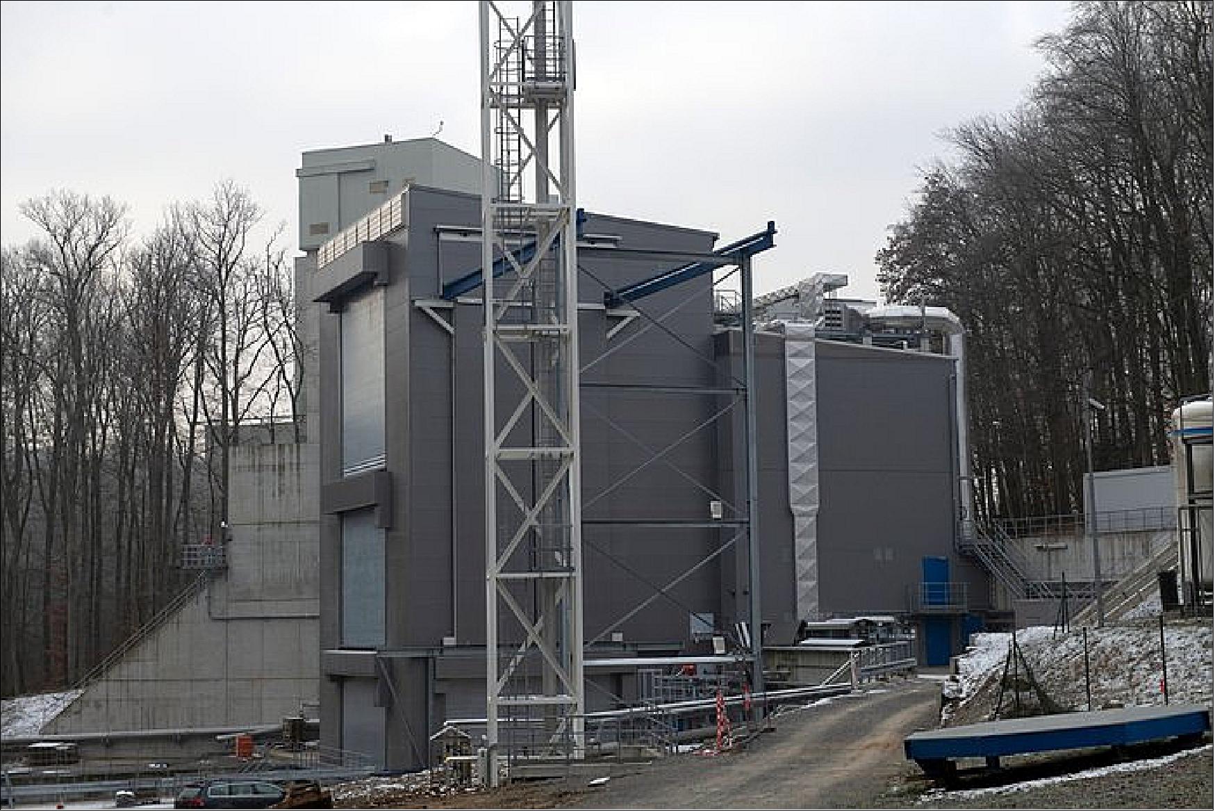 Figure 100: On 26 February 2019, the DLR German Aerospace Center in Lampoldshausen inaugurated a new test facility that simulates launch for the complete Ariane 6 upper stage (image credit: ESA, S. Corvaya)