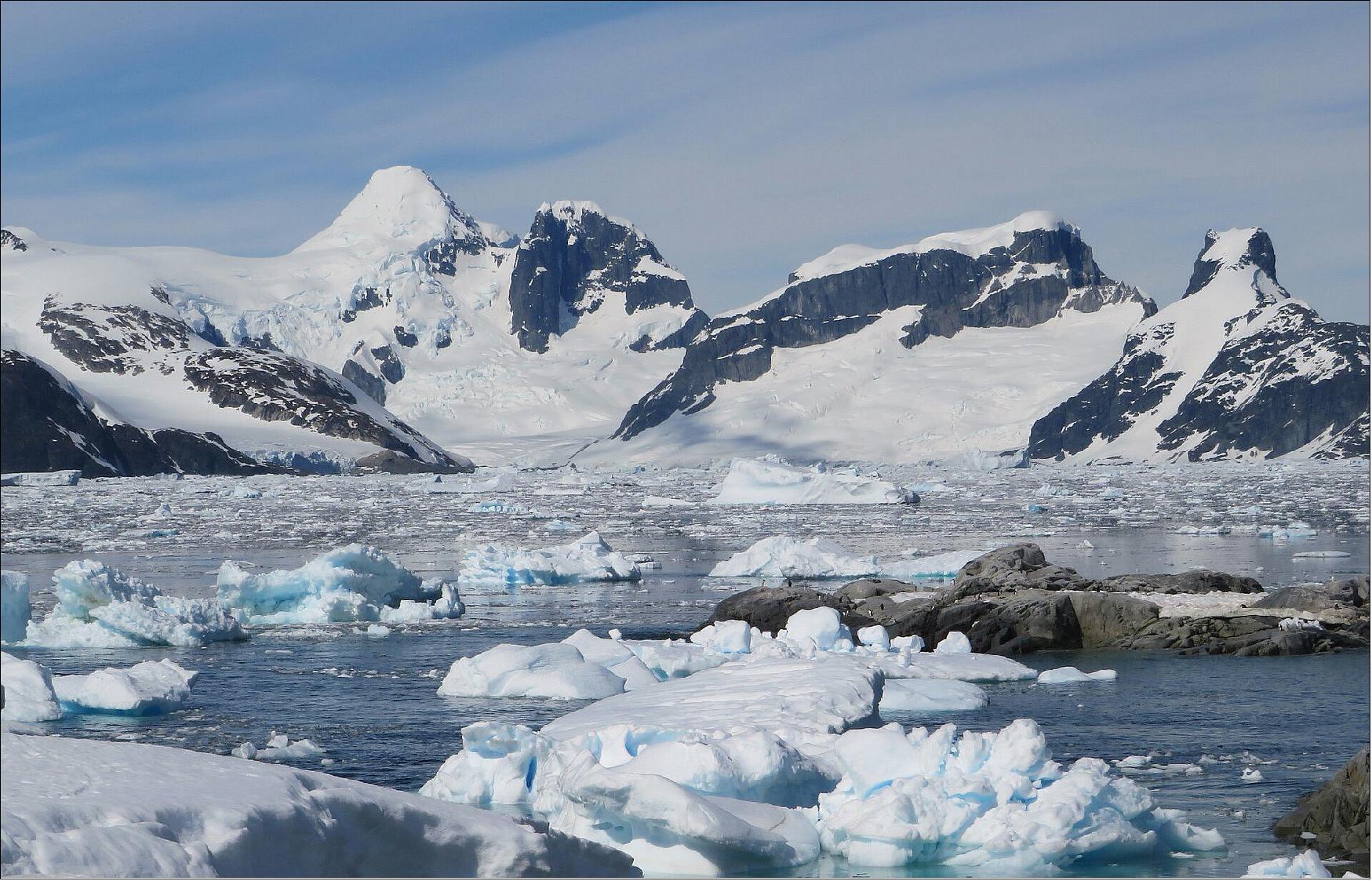Figure 23: Antarctic landscape (image credit: ESA)
