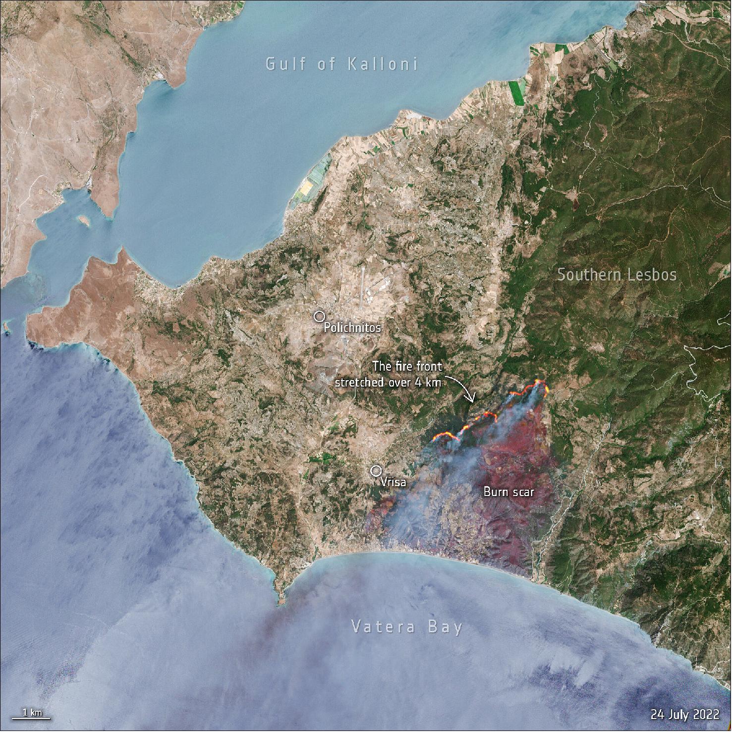 Copernicus Sentinel-2 image shows the active fire front