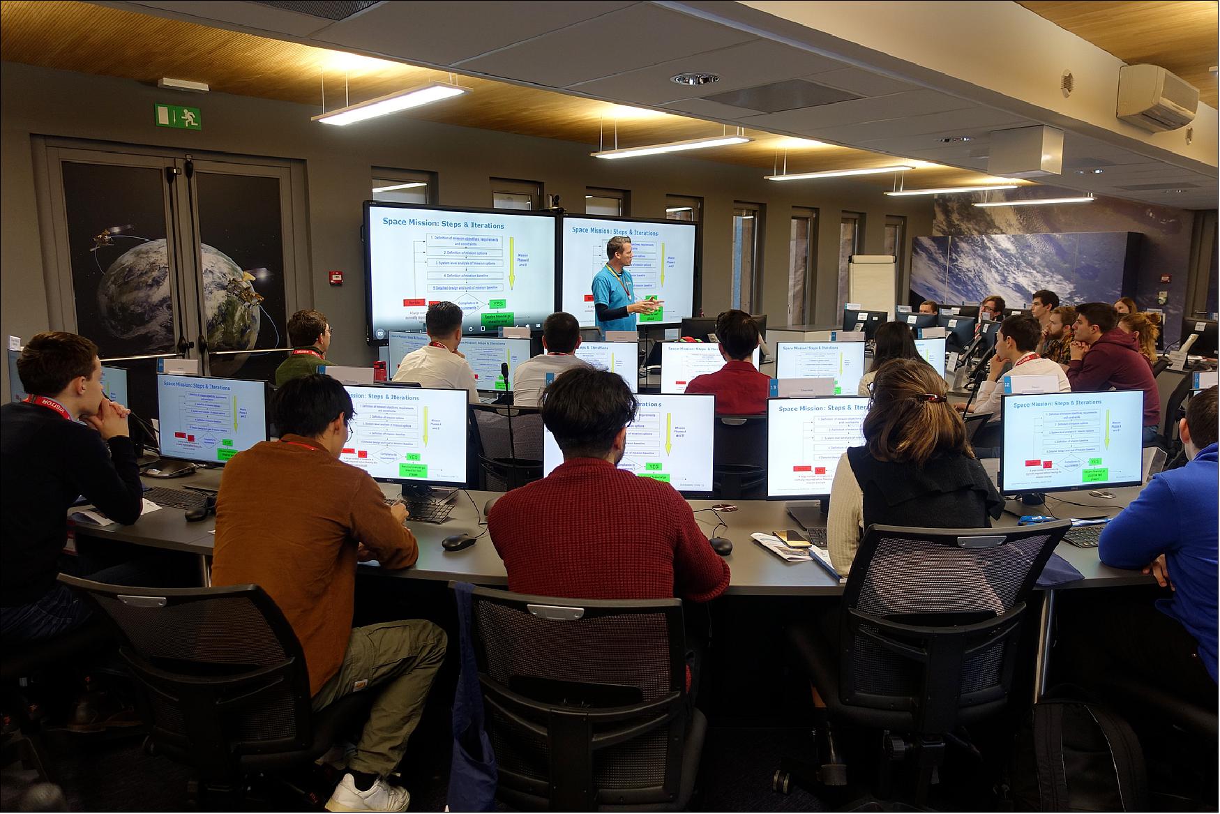 Figure 115: University students learning about the Concurrent Engineering approach (image credit: ESA)