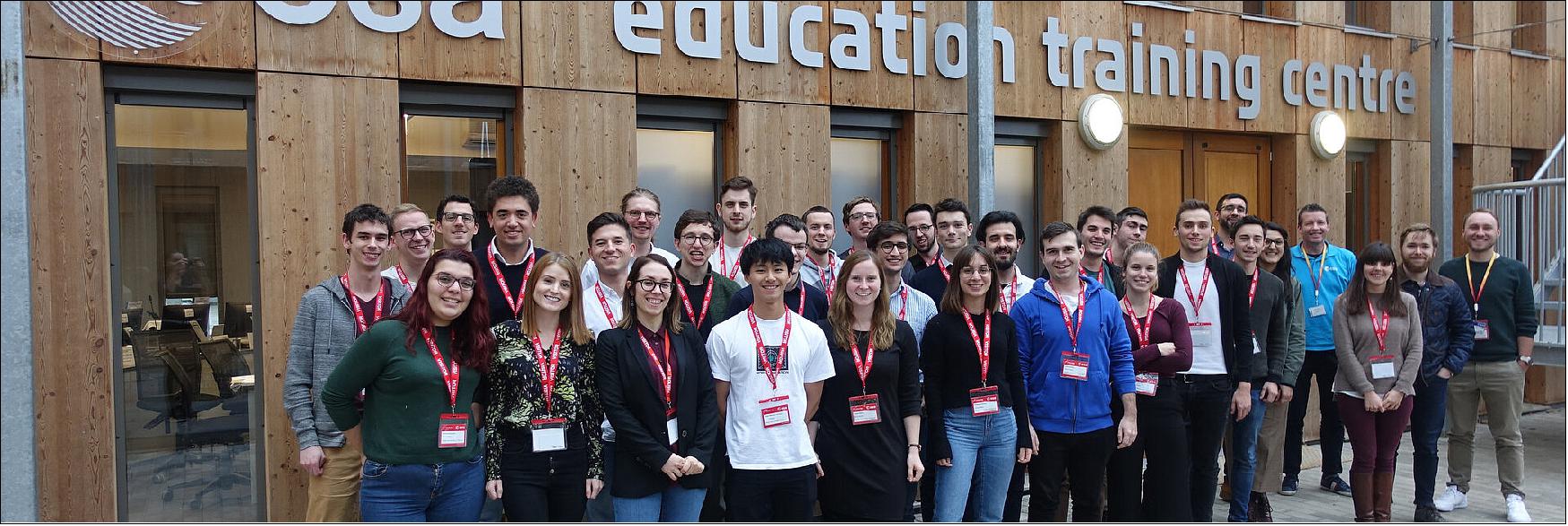 Figure 114: Group photo of participating students (image credit: ESA)
