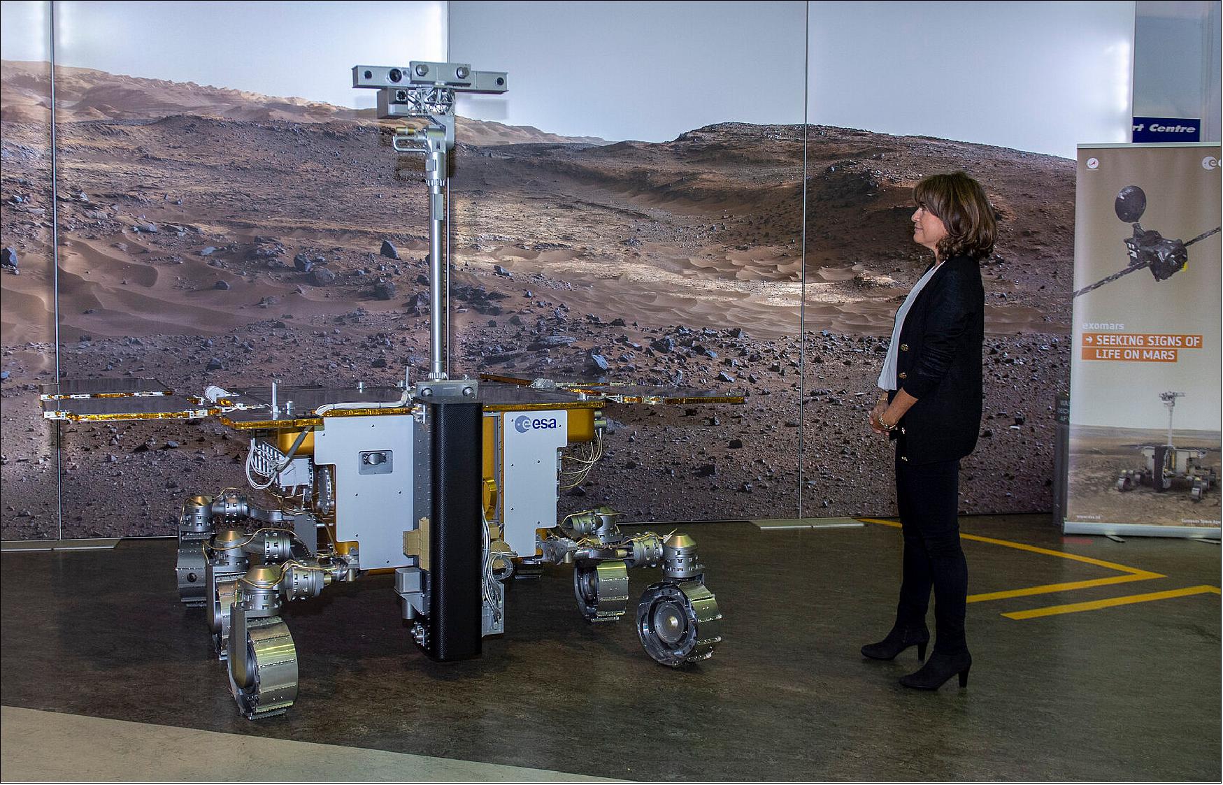 Figure 54: Rosalind meets Rosalind. After learning that the rover had been named in honor of her aunt – the result of a public competition led by the UK Space Agency – and also sharing the same name, Rosalind Franklin reached out to ESA, curious to learn more about the mission. Last month, she visited ESA’s technical center in the Netherlands and is pictured here meeting the 1:1 scale model of the Rosalind Franklin ExoMars rover for the first time (image credit: ESA, G. Porter)