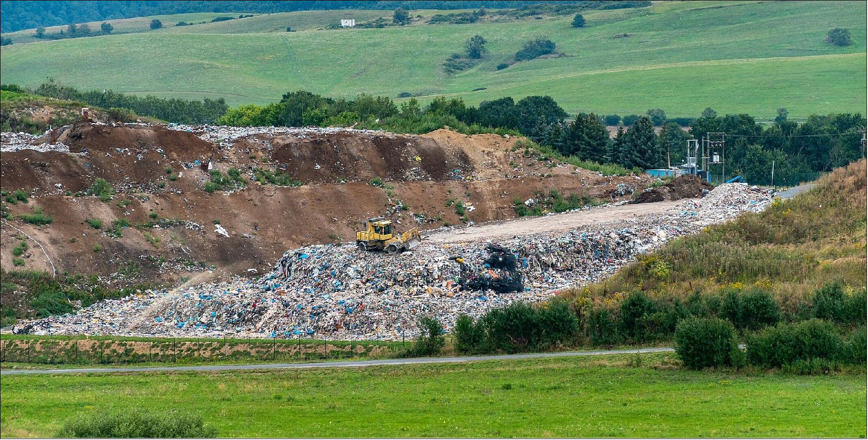 Figure 10: Photo of the Landfill site near Madrid, Spain (credit: Pixabay)