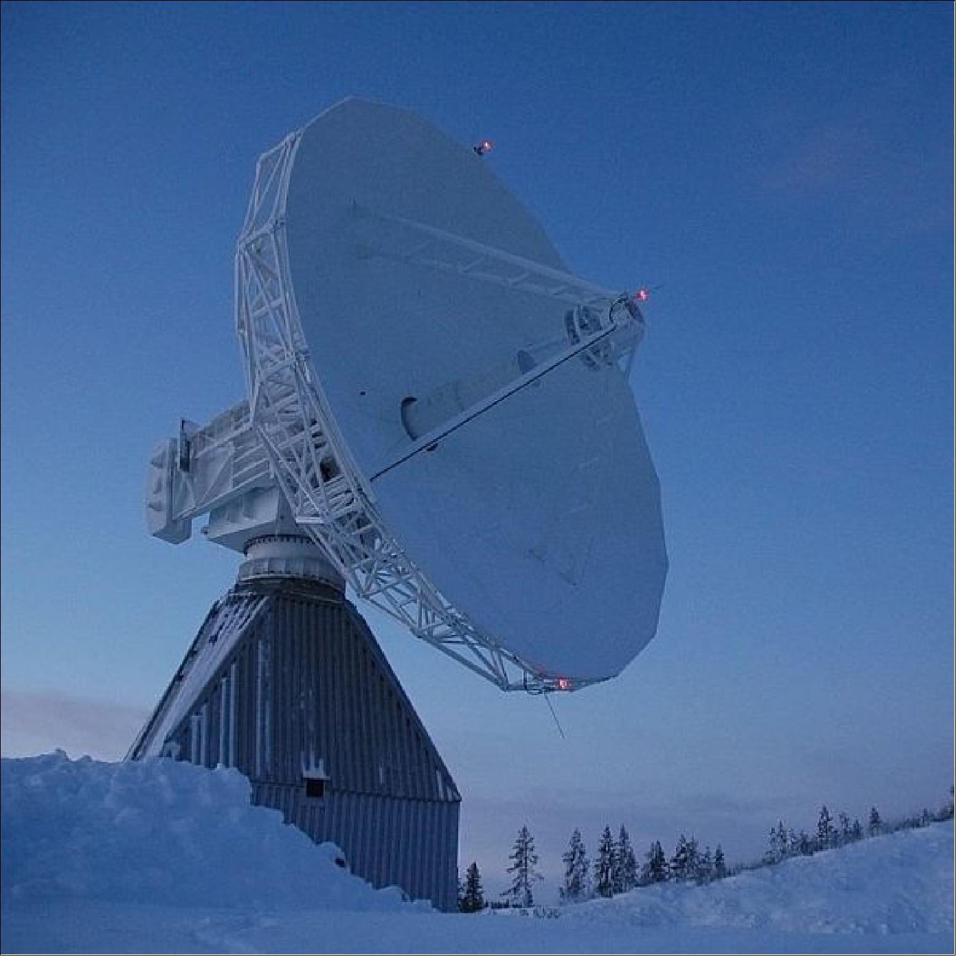 Figure 102: Photo of the Galileo TT&C antenna in Kiruna, Sweden (image credit: SSC) 134)