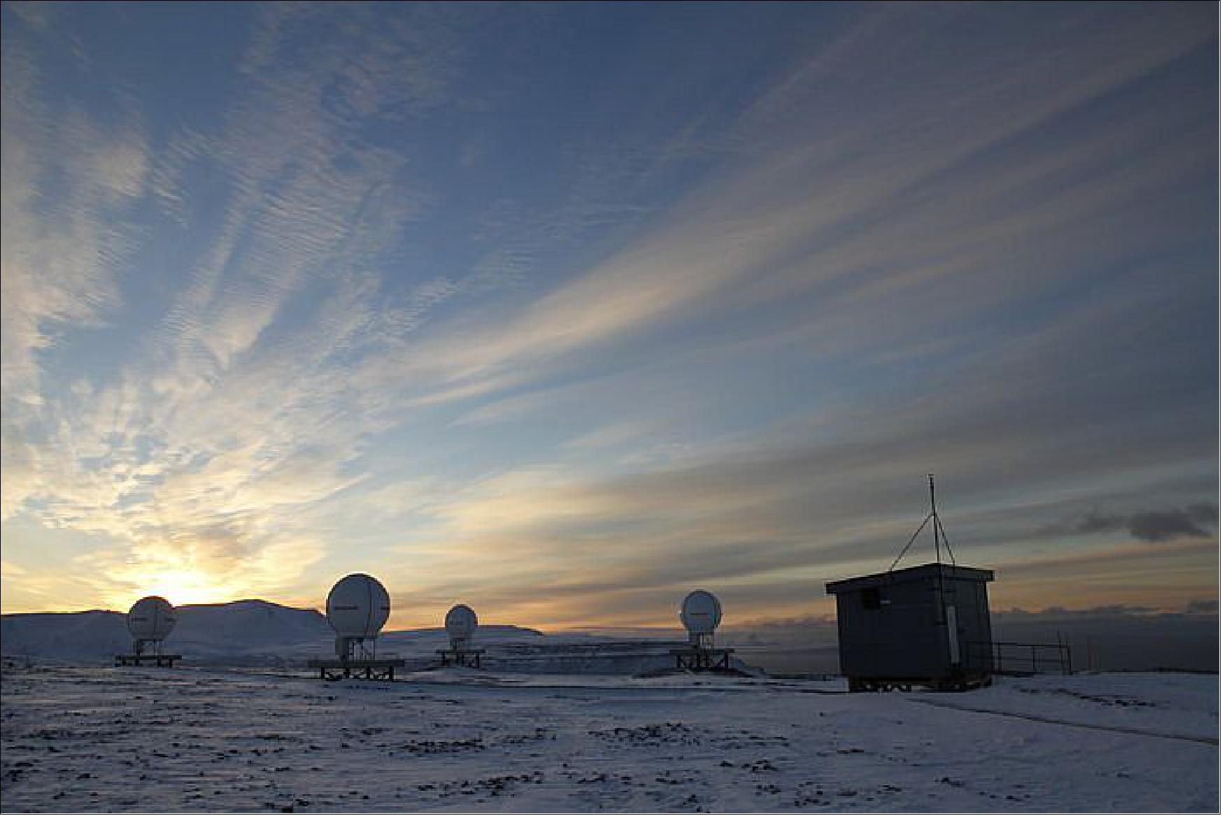 Figure 119: Photo of the MEOLUT station on Spitsbergen Island (Svalbard, Norway), showing the 4 antennas (image credit: ESA, Ref. 143)