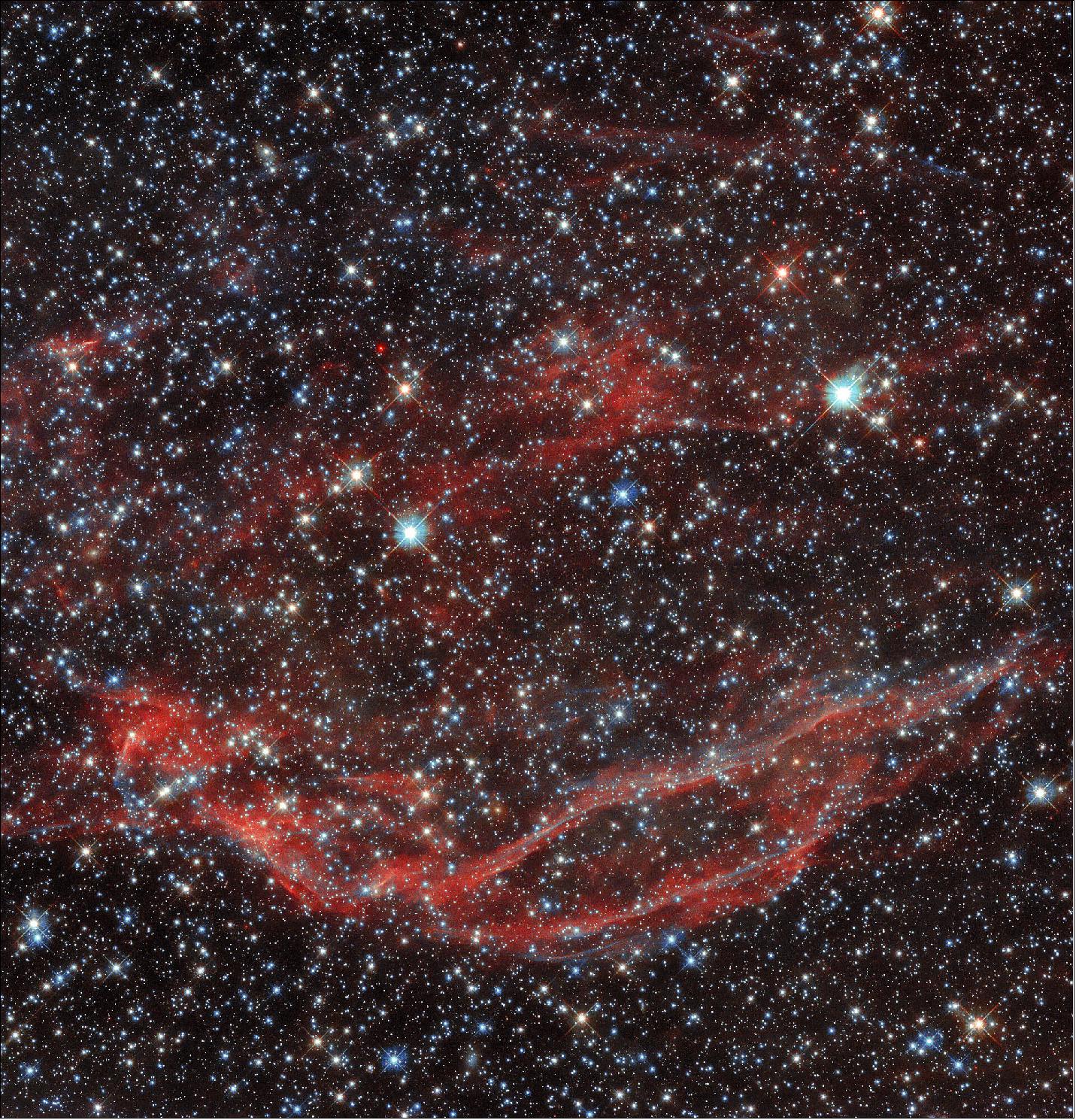 Figure 41: DEM L249 lies in the constellation Mensa and is within the Large Magellanic Cloud (LMC), a small satellite galaxy of the Milky Way only 160,000 light-years from Earth. The LMC is an ideal natural laboratory where astronomers can study the births, lives, and deaths of stars, as this region is nearby, oriented towards Earth, and contains relatively little light-absorbing interstellar dust. The data in this image were gathered by Hubble’s Wide Field Camera 3 instrument, and were obtained during a systematic search of the LMC for the surviving companions of white dwarf stars which have gone supernova (image credit: ESA/Hubble & NASA, Y. Chu; CC BY 4.0)