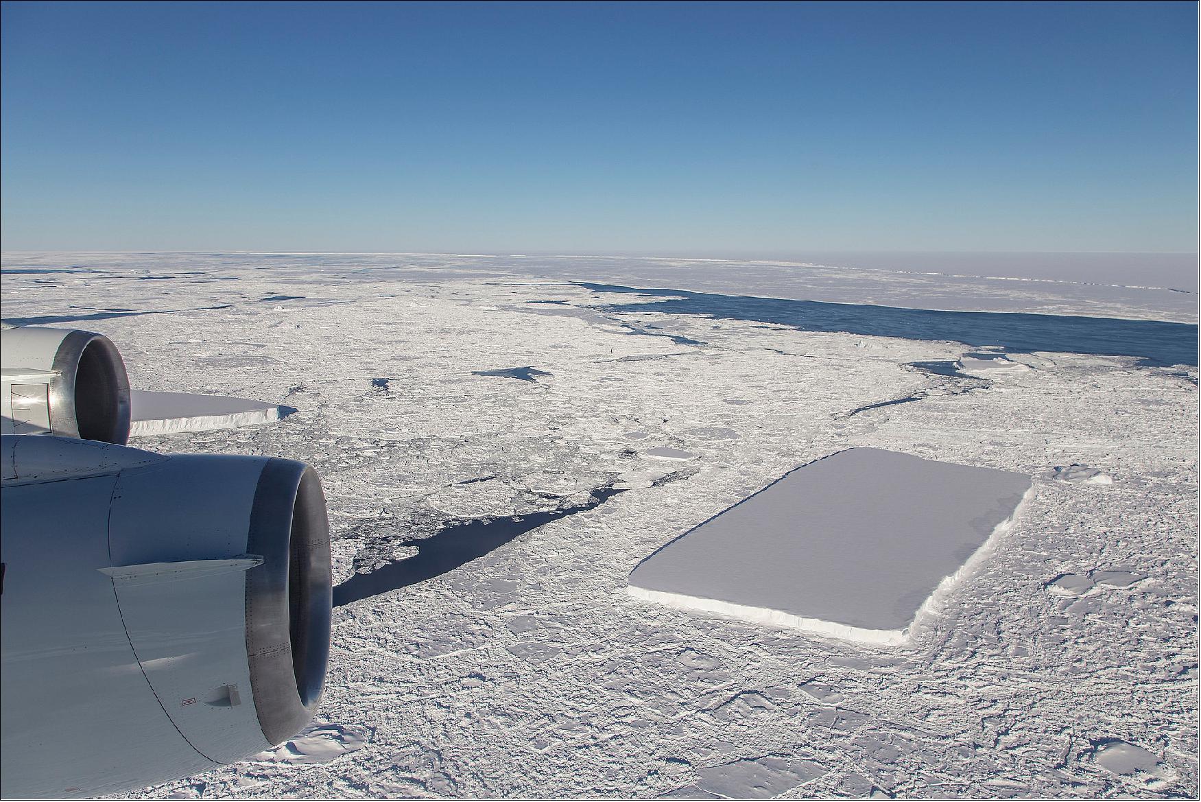 Figure 68: Two rectangular Icebergs spotted on NASA IceBridge flight (image credit: NASA/Jeremy Harbeck)