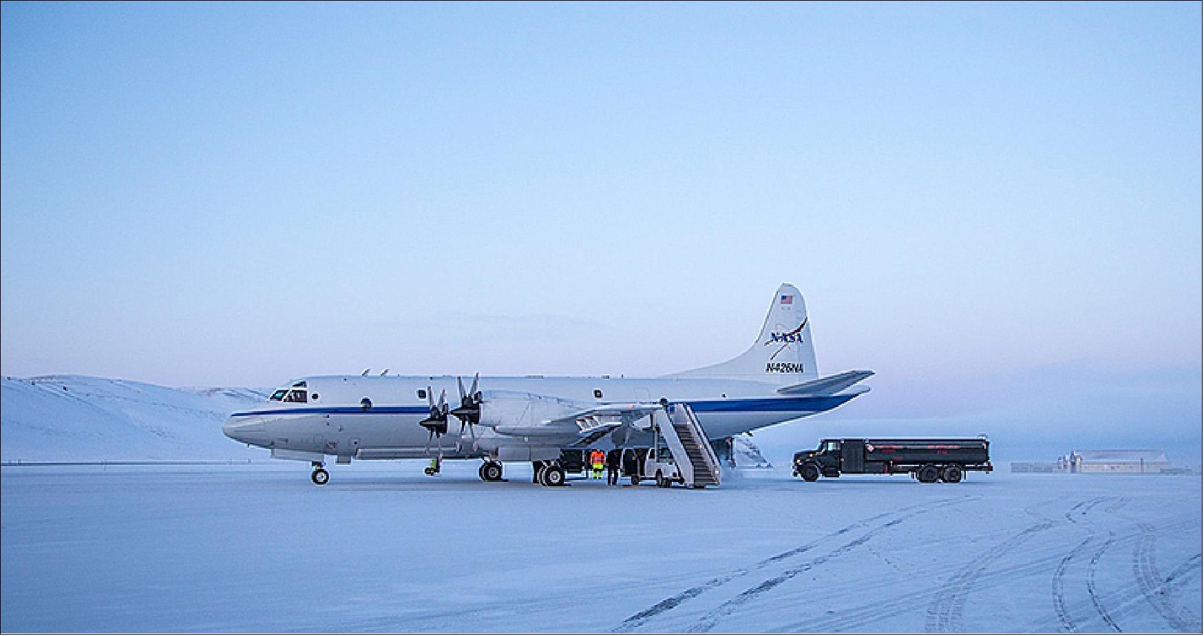 Figure 39: NASA’s Operation IceBridge, a ten-year mission to collect polar data between ICESat and ICESat-2, may be coming to a close, but its hundreds of terabytes of data and the expertise of its team will continue to fuel research and discovery for decades to come (image credit: NASA / Jim Yungel)