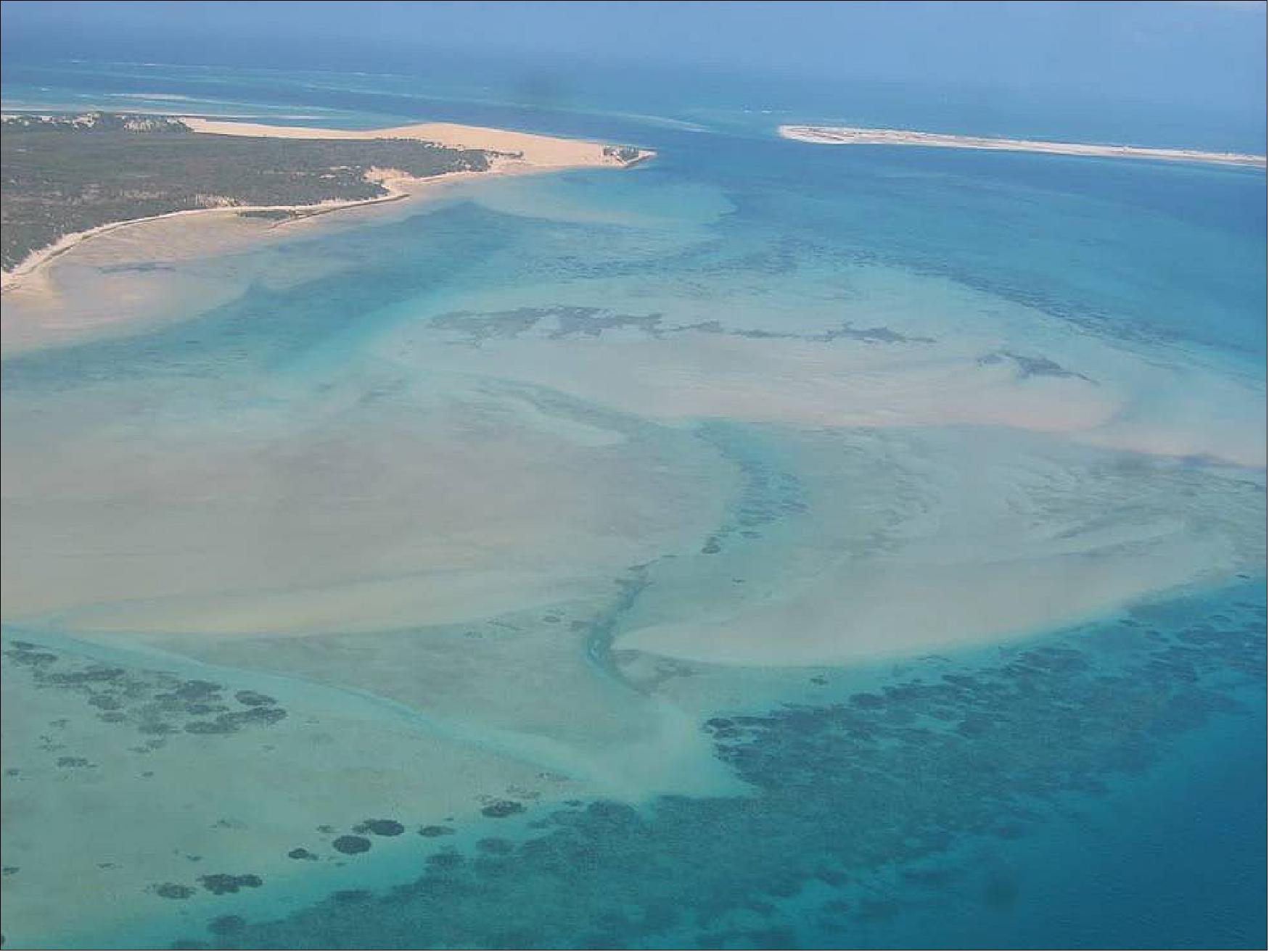 Figure 21: Scientists are using ICESat-2 to measure ecosystems far beyond the polar regions, including sea grass in shallow coastal waters such as this one in Mozambique (image credit: (Lola Fatoyinbo/NASA)