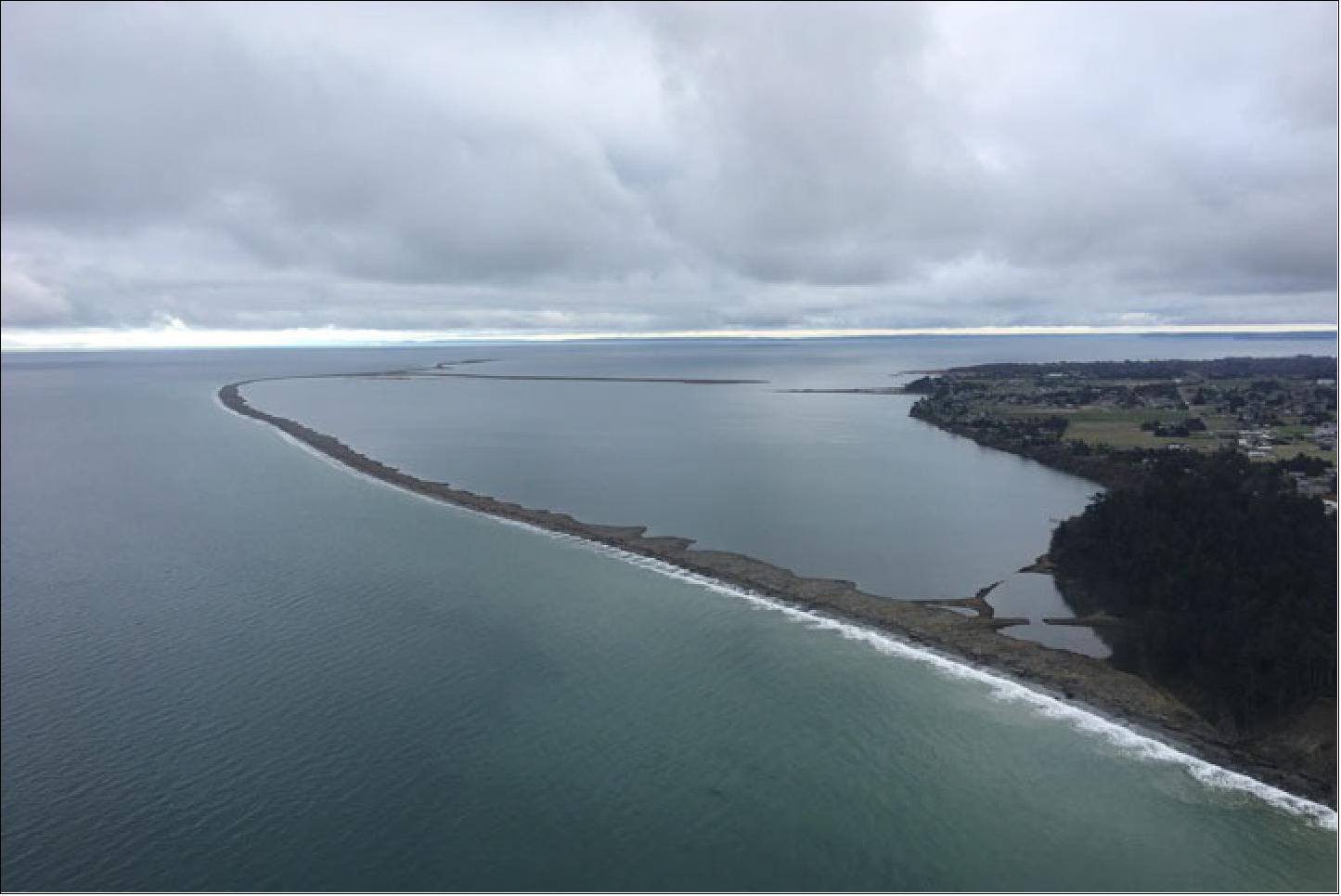 Figure 33: The landform is sustained by a steady supply of sediment from nearby bluffs (photo courtesy of David Parks/Washington DNR)