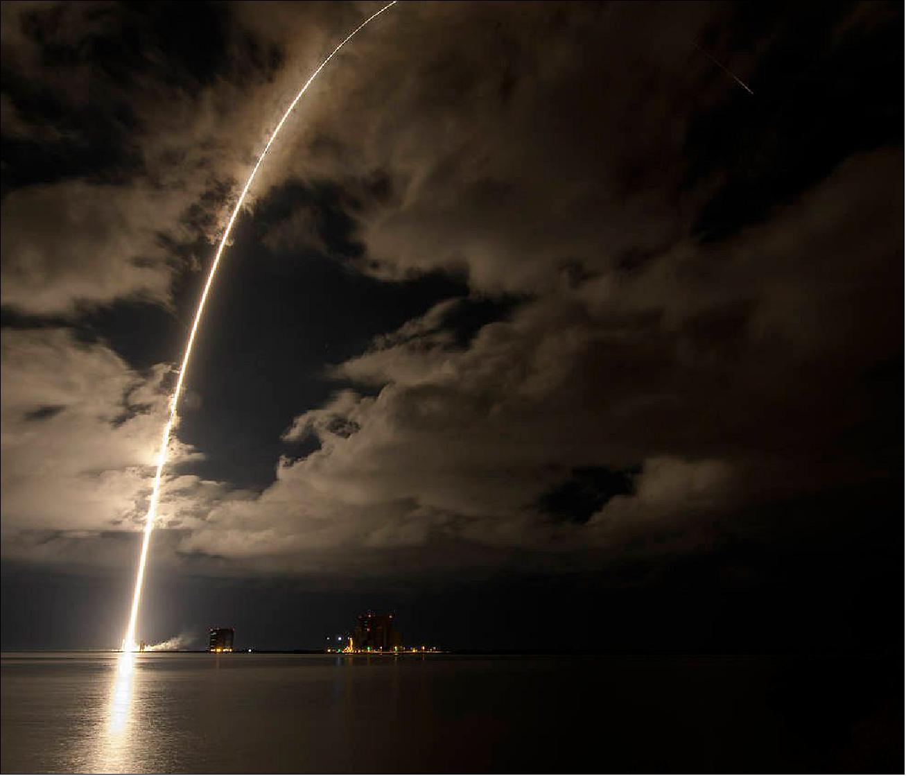 Figure 20: A United Launch Alliance Atlas V rocket with the Lucy spacecraft aboard is seen in this 2 minute and 30 second exposure photograph as it launches from Space Launch Complex 41, Saturday, Oct. 16, 2021, at Cape Canaveral Space Force Station in Florida. Lucy will be the first spacecraft to study Jupiter's Trojan Asteroids. Like the mission's namesake – the fossilized human ancestor, "Lucy," whose skeleton provided unique insight into humanity's evolution – Lucy will revolutionize our knowledge of planetary origins and the formation of the solar system (image credits: NASA, Bill Ingalls)