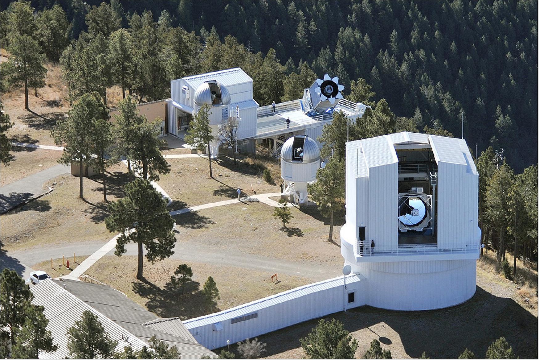 Figure 5: One of the NASA laser stations that will be used to range with Lunar Pathfinder is located at the Apache Point Observatory in New Mexico. The Apache Point station (pictured here) routinely ranges to the retroreflectors on the lunar surface with millimeter-level precision (image credits: NASA/Apache Point Observatory)
