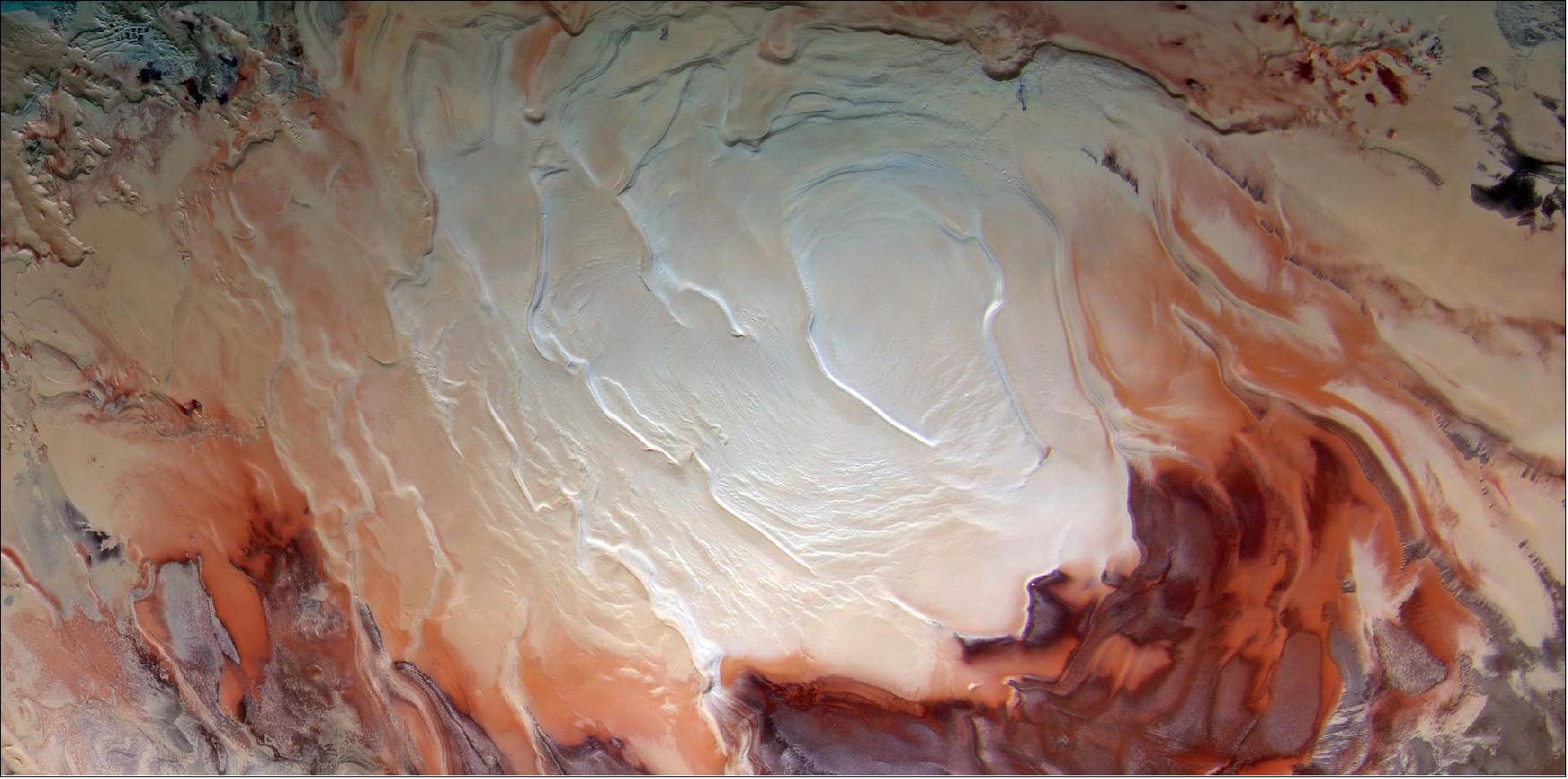 Figure 39: The southern polar ice cap on Mars at the beginning of spring observed by HRSC on Mars Express (image credit: ESA/DLR/FU Berlin, CC BY-SA 3.0 IGO)