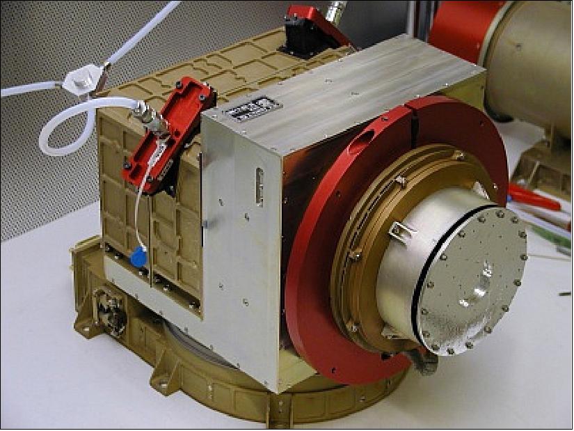 Figure 108: ASPERA-3 Main Unit with the ELS protective cover removed. The NPI particle entrance and the two NPD entry ports are protected by red covers (image credit: Swedish Institute of Space Physics)