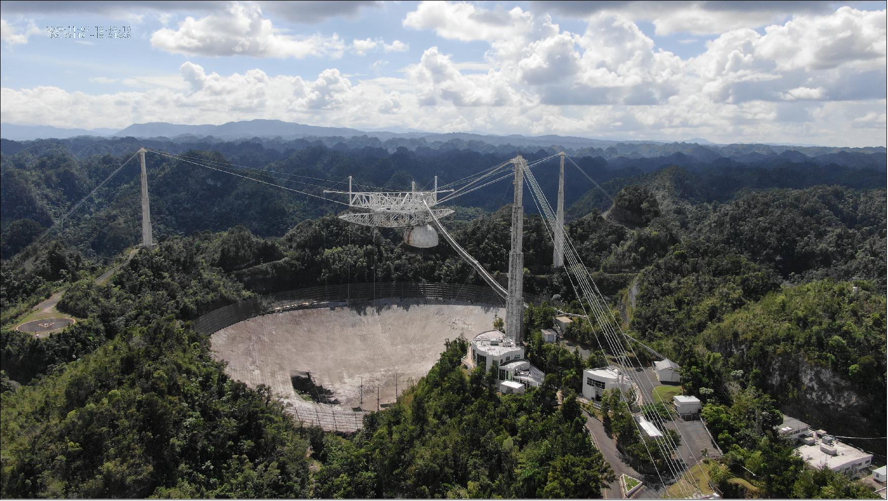 Figure 41: Photo of the collapsed Arecibo Observatory (photo credit: NSF)