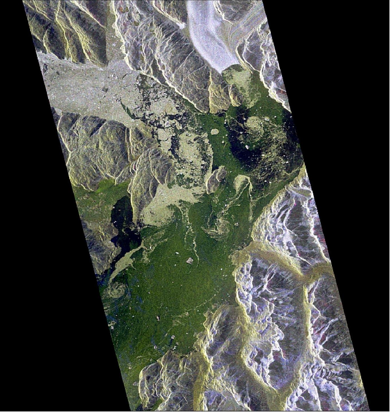 Figure 31: The first Quad Pol image of RADARSAT-2 on Dec. 18, 2007 showing the region of the Sermilik Fjord in Greenland (image credit: MDA)